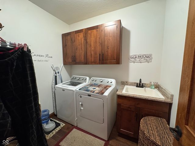 1084 E Jacks Way, Greensburg, IN 47240