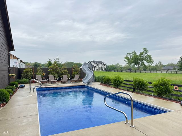 1084 E Jacks Way, Greensburg, IN 47240