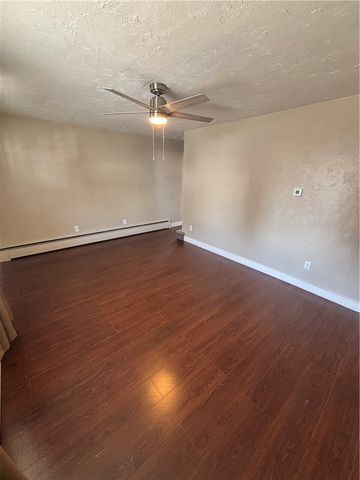 1506 Grant St, N Braddock, PA 15104