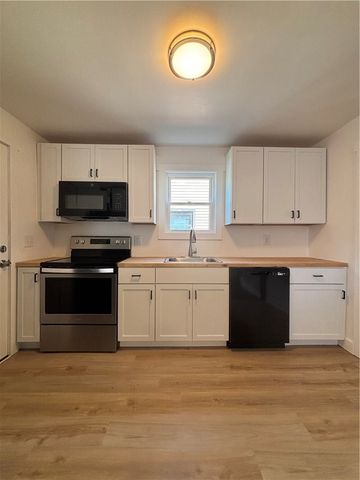 1506 Grant St, N Braddock, PA 15104