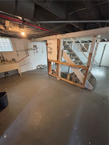 1506 Grant St, N Braddock, PA 15104