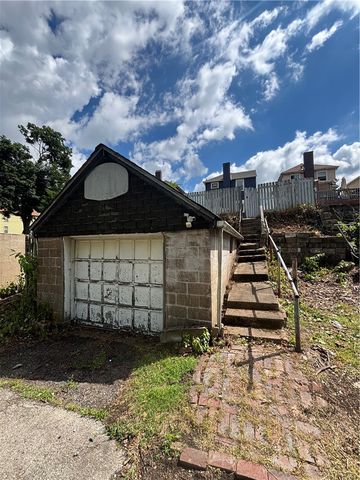 1506 Grant St, N Braddock, PA 15104