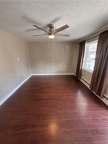 1506 Grant St, N Braddock, PA 15104