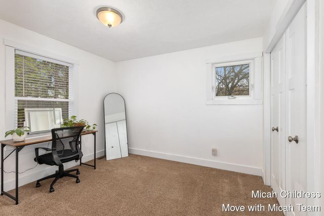 40 E Maple Street, Cedar Springs, MI 49319