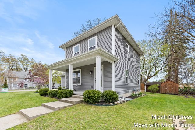 40 E Maple Street, Cedar Springs, MI 49319