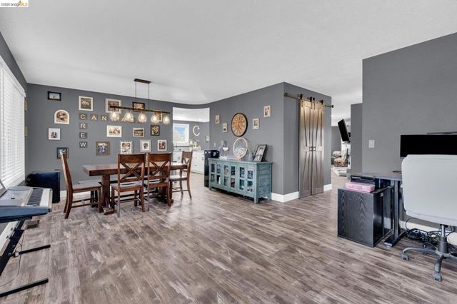 59 Old Stagecoach Rd, Brentwood, CA 94513
