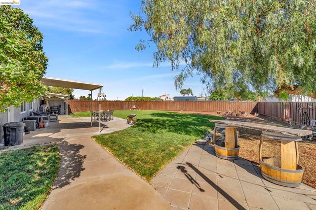 59 Old Stagecoach Rd, Brentwood, CA 94513