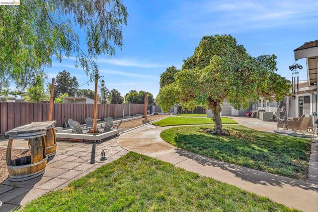 59 Old Stagecoach Rd, Brentwood, CA 94513