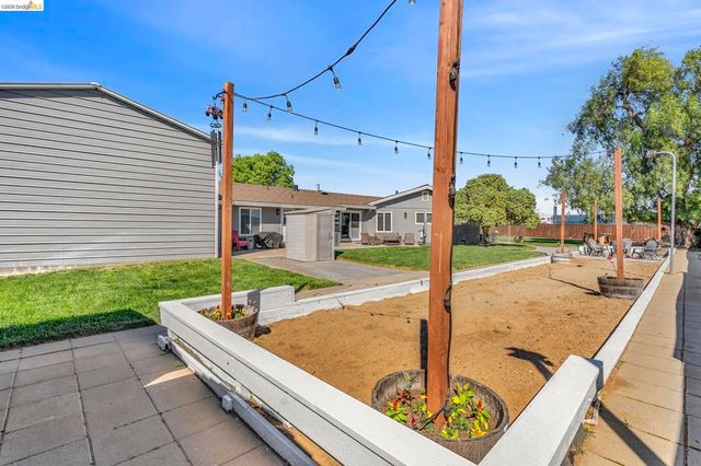 59 Old Stagecoach Rd, Brentwood, CA 94513