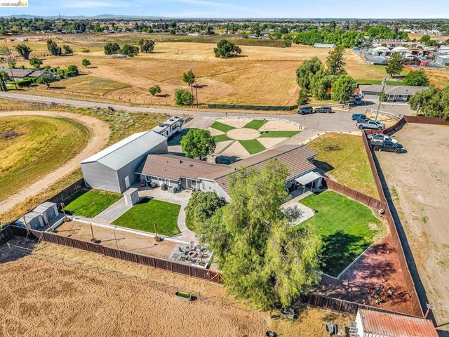 59 Old Stagecoach Rd, Brentwood, CA 94513