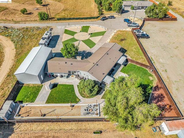 59 Old Stagecoach Rd, Brentwood, CA 94513