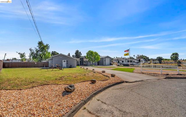 59 Old Stagecoach Rd, Brentwood, CA 94513