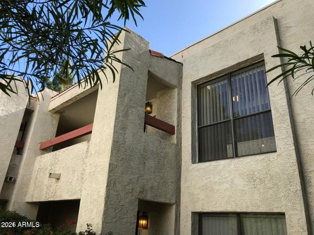 3119 W COCHISE Drive 228, Phoenix, AZ 85051