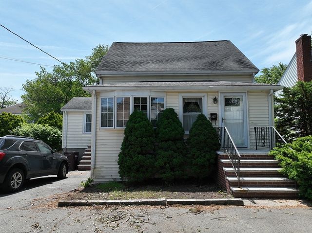 34 Trenton, Dedham, MA 02026