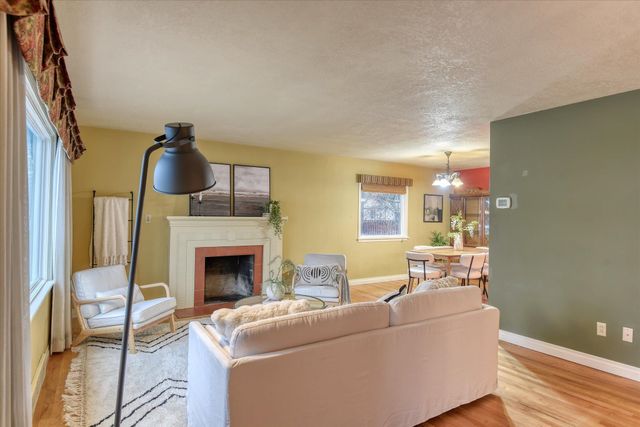 1027 E. 37TH Ave, Spokane, WA 99203