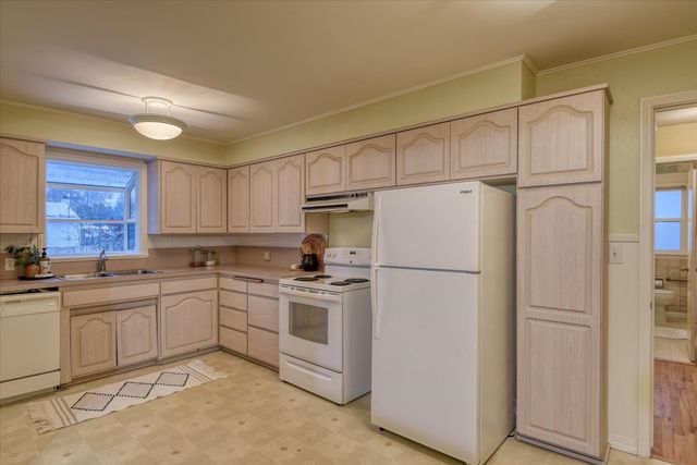 1027 E. 37TH Ave, Spokane, WA 99203