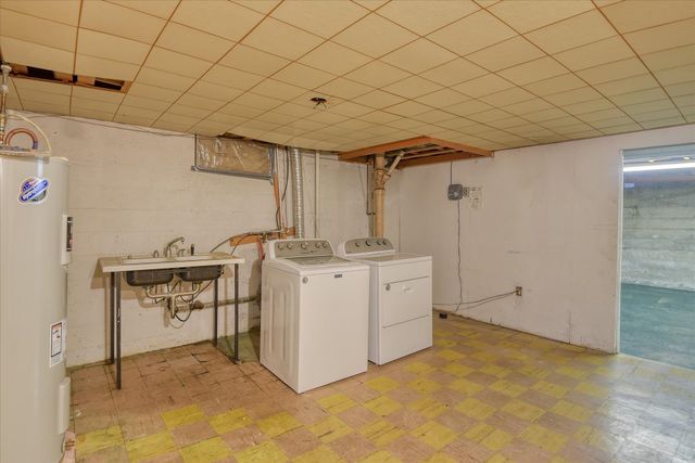 1027 E. 37TH Ave, Spokane, WA 99203