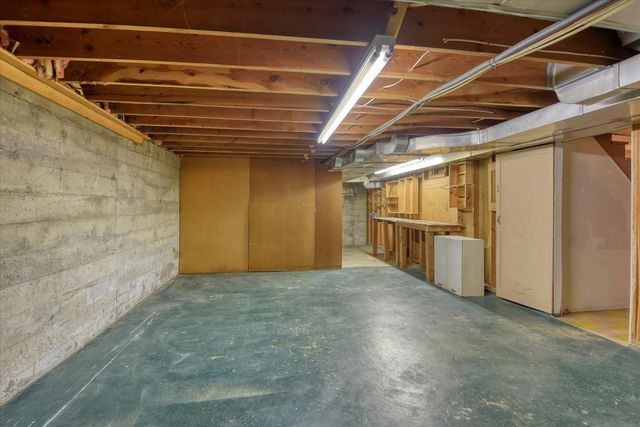 1027 E. 37TH Ave, Spokane, WA 99203