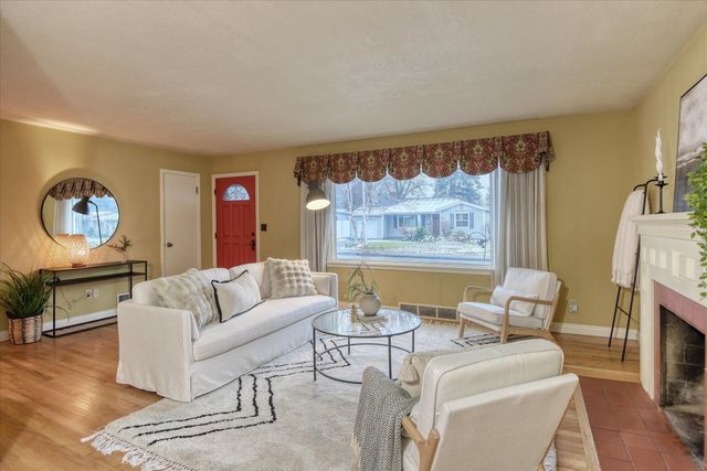 1027 E. 37TH Ave, Spokane, WA 99203