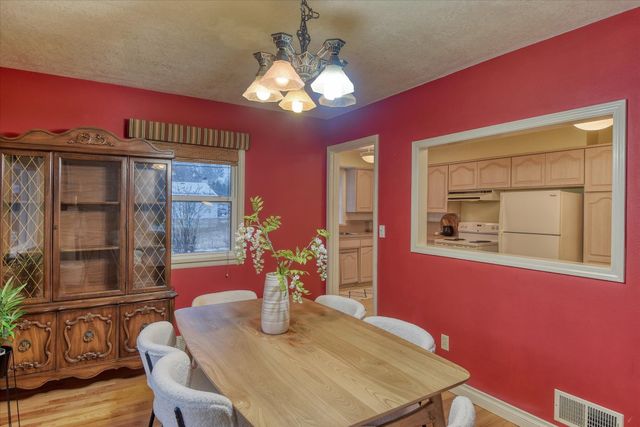 1027 E. 37TH Ave, Spokane, WA 99203