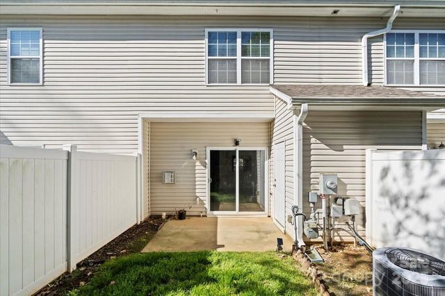 8453 Big Creek Court, Charlotte, NC 28105