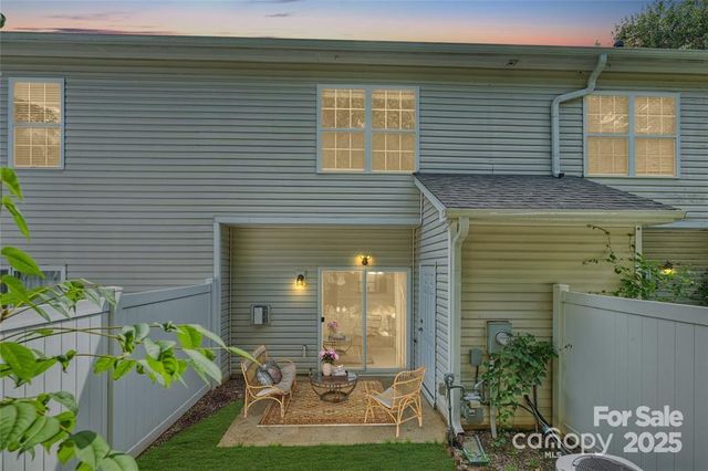 8453 Big Creek Court, Charlotte, NC 28105