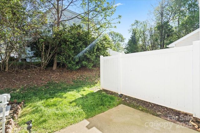 8453 Big Creek Court, Charlotte, NC 28105