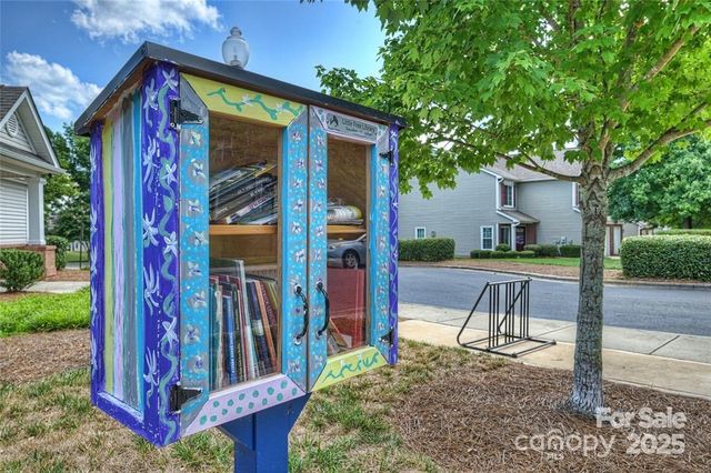 8453 Big Creek Court, Charlotte, NC 28105