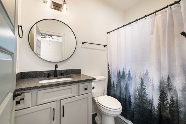 3279 Sassafras Ln, Thompsons Station, TN 37179