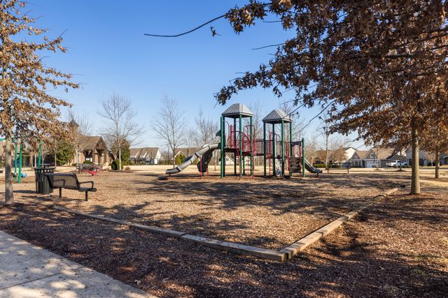 3279 Sassafras Ln, Thompsons Station, TN 37179