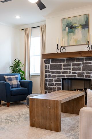 3279 Sassafras Ln, Thompsons Station, TN 37179