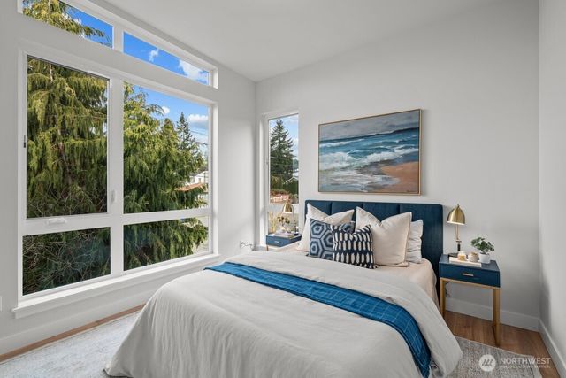 543 16th Avenue W, Kirkland, WA 98033