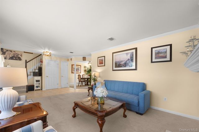 4 Vera Court, Centereach, NY 11720