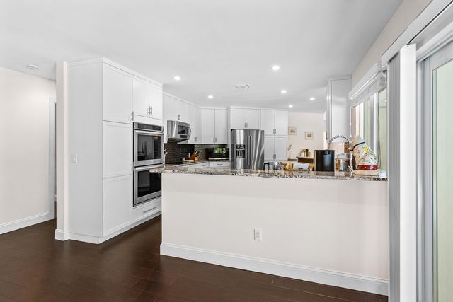 2401 Banyan Road, Boca Raton, FL 33432