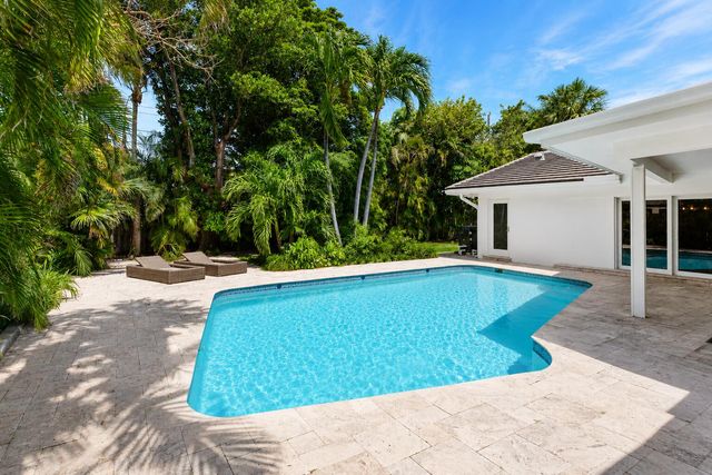2401 Banyan Road, Boca Raton, FL 33432