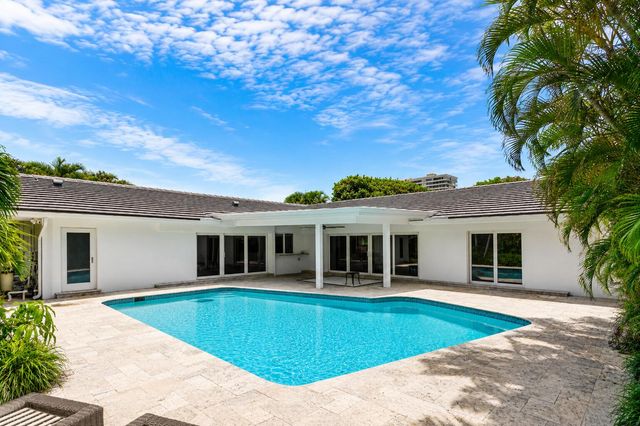 2401 Banyan Road, Boca Raton, FL 33432
