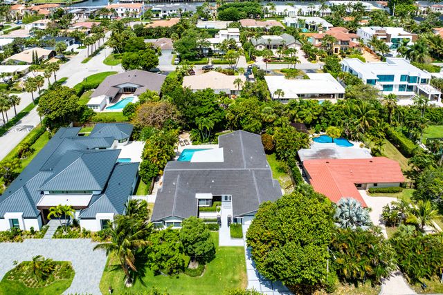 2401 Banyan Road, Boca Raton, FL 33432