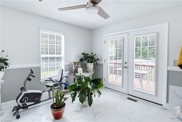 2922 Median Court, High Point, NC 27260