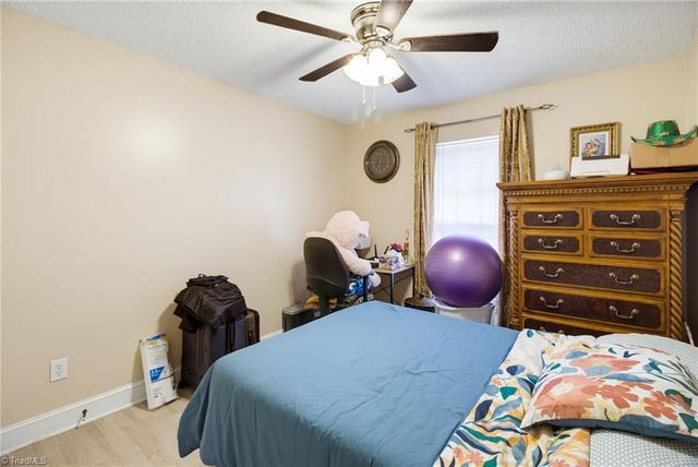 2922 Median Court, High Point, NC 27260