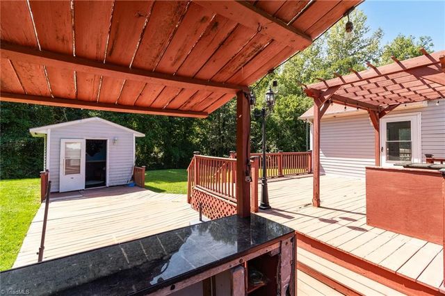 2922 Median Court, High Point, NC 27260