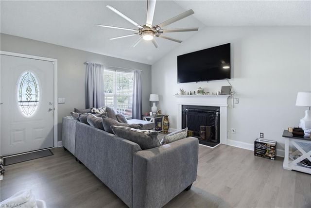 2922 Median Court, High Point, NC 27260