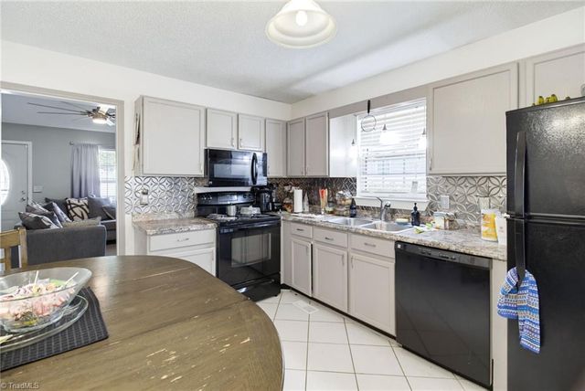 2922 Median Court, High Point, NC 27260