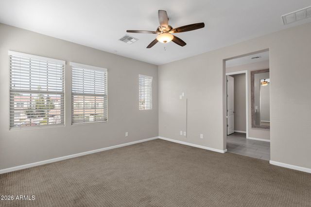 2477 W MARKET Place 34, Chandler, AZ 85248
