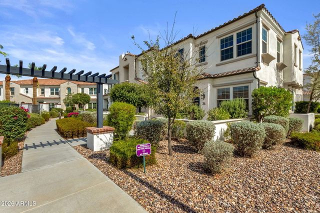 2477 W MARKET Place 34, Chandler, AZ 85248