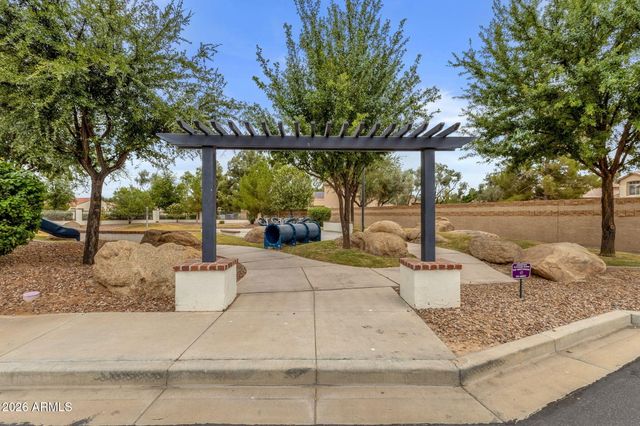 2477 W MARKET Place 34, Chandler, AZ 85248