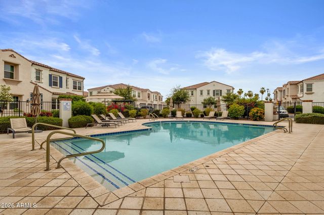 2477 W MARKET Place 34, Chandler, AZ 85248