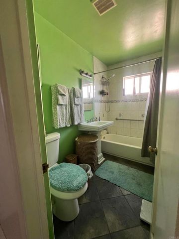 241 S 58Th Street, San Diego, CA 92114