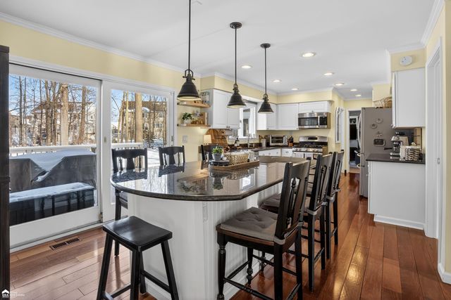 501 Westover Pass, Grand Blanc, MI 48439