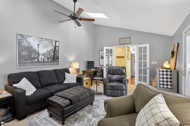 501 Westover Pass, Grand Blanc, MI 48439