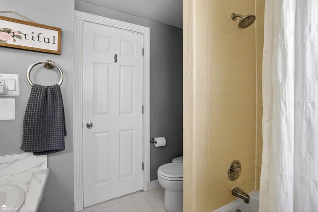 501 Westover Pass, Grand Blanc, MI 48439